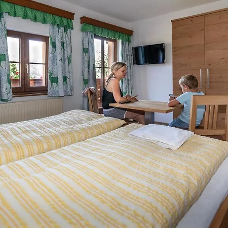 مزرعة للإقامة Unterhof واغراين