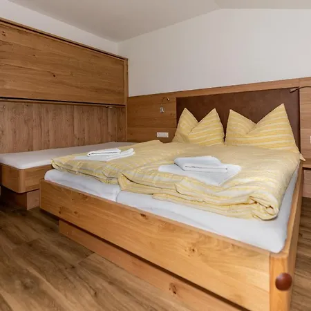 Unterhof واغراين