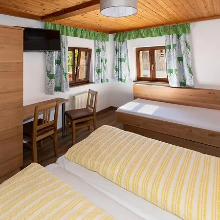 Unterhof مزرعة للإقامة واغراين